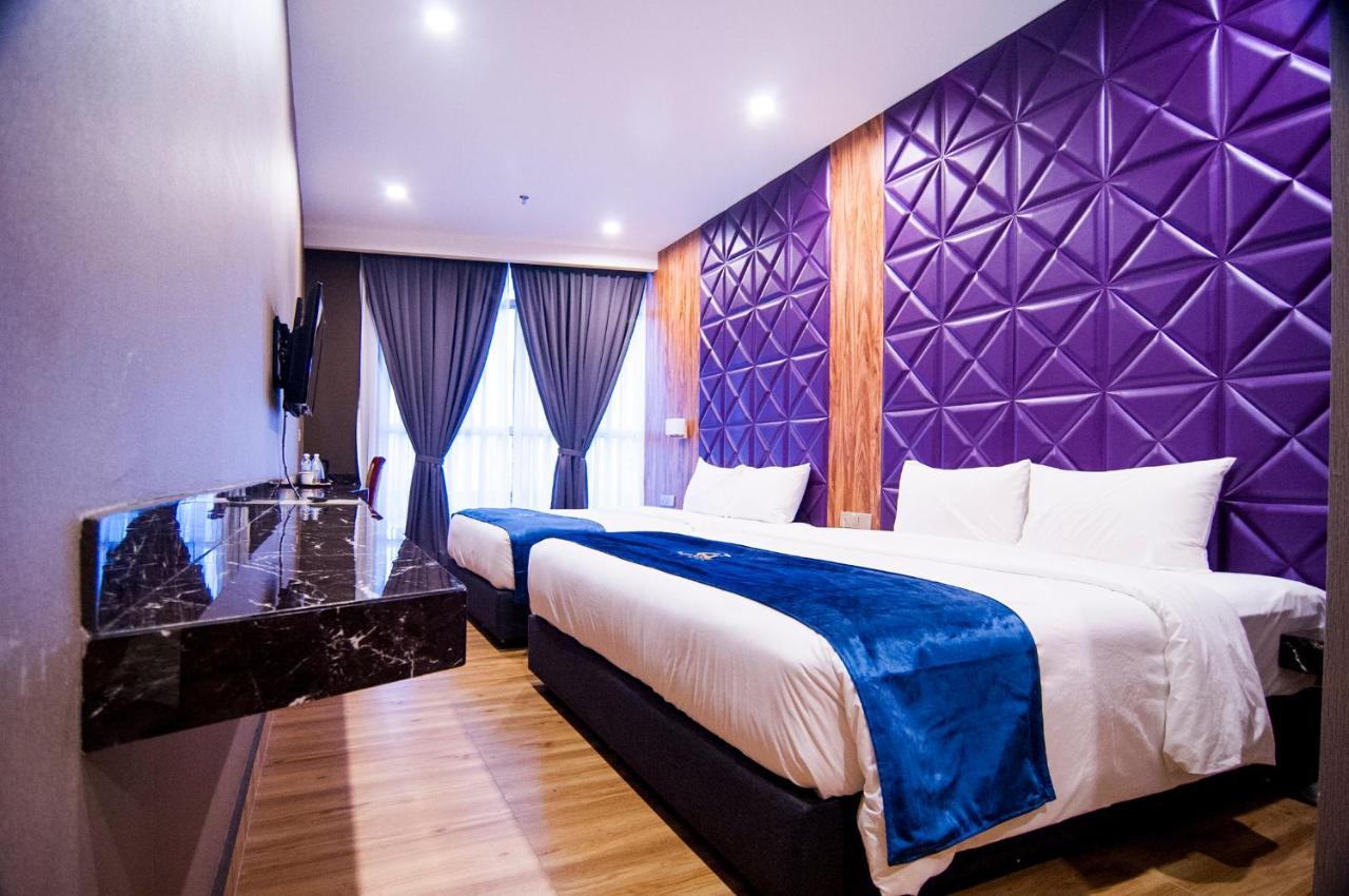 U3 Hotel Субанг-Джая Экстерьер фото