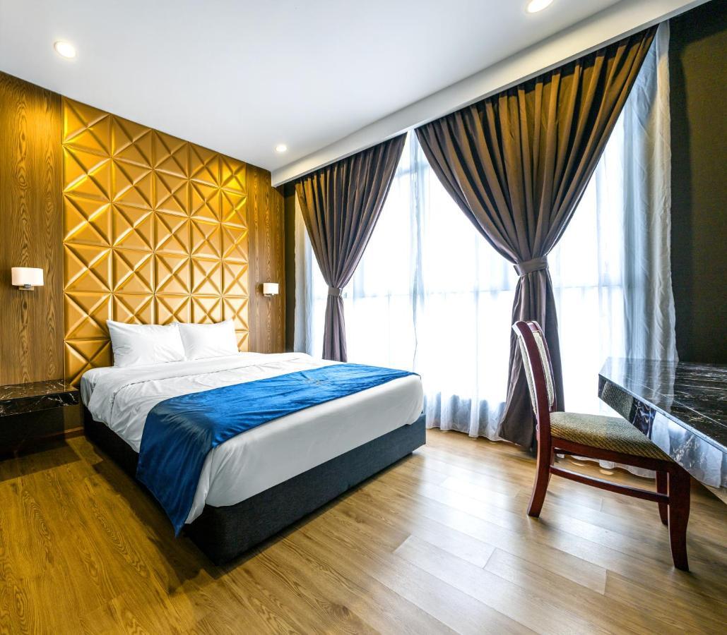 U3 Hotel Субанг-Джая Экстерьер фото