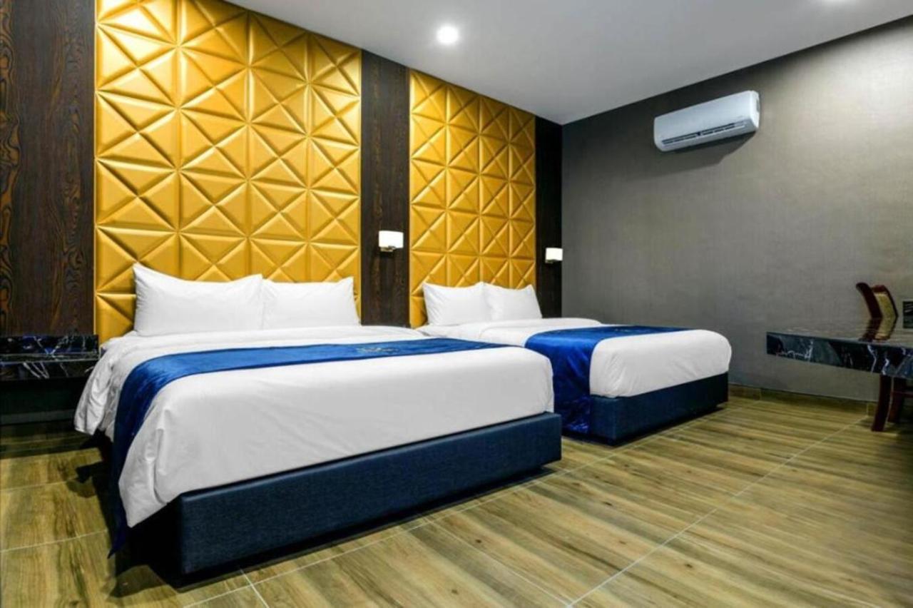 U3 Hotel Субанг-Джая Экстерьер фото
