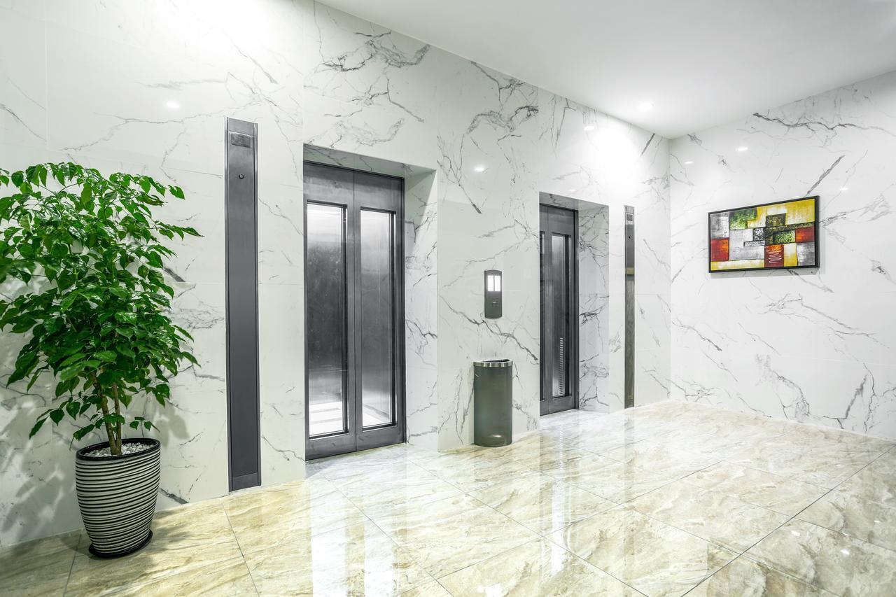U3 Hotel Субанг-Джая Экстерьер фото